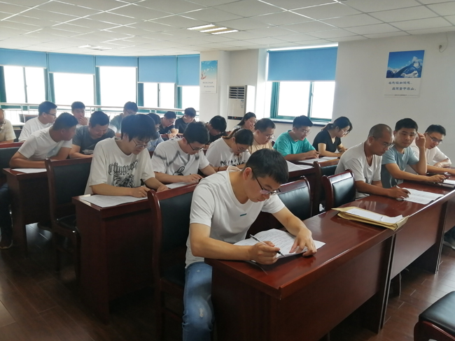 以考促學、以學促廉